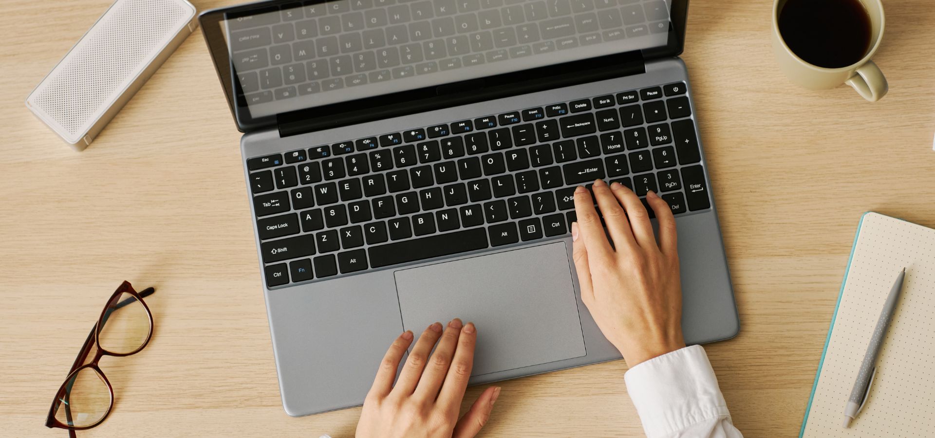 Imagem de Fundo e Banner - Trabalhe Conosco - Dani Cup